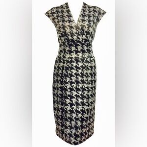 Escada Black and White Silk Blend
Abstract Houndstooth Cocktail Dress